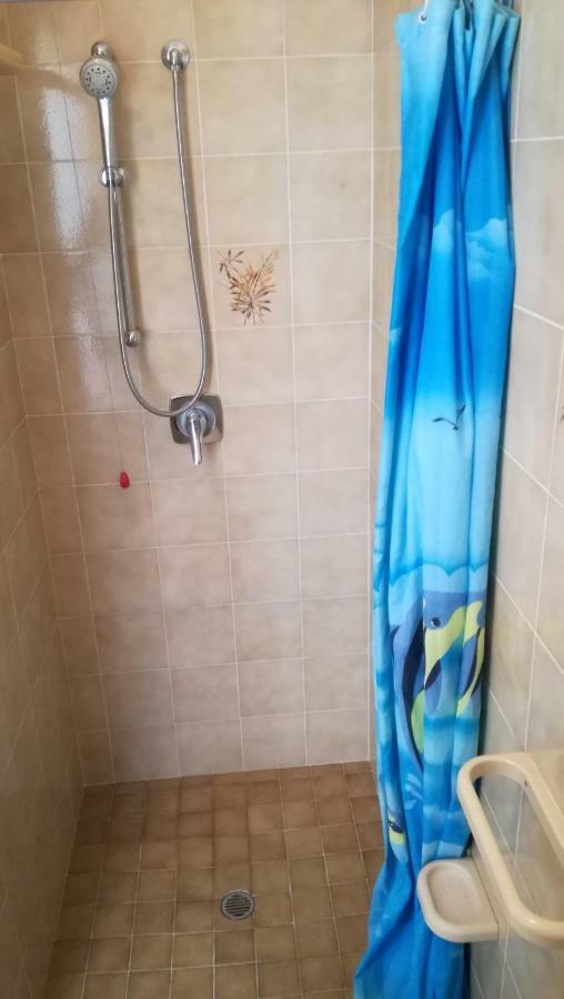 リミニLa Casa Di Clara Ombrellone Con 2 Lettini Al Lido San Giuliano Gratis E Parcheggio Privato Gratisアパートメント エクステリア 写真